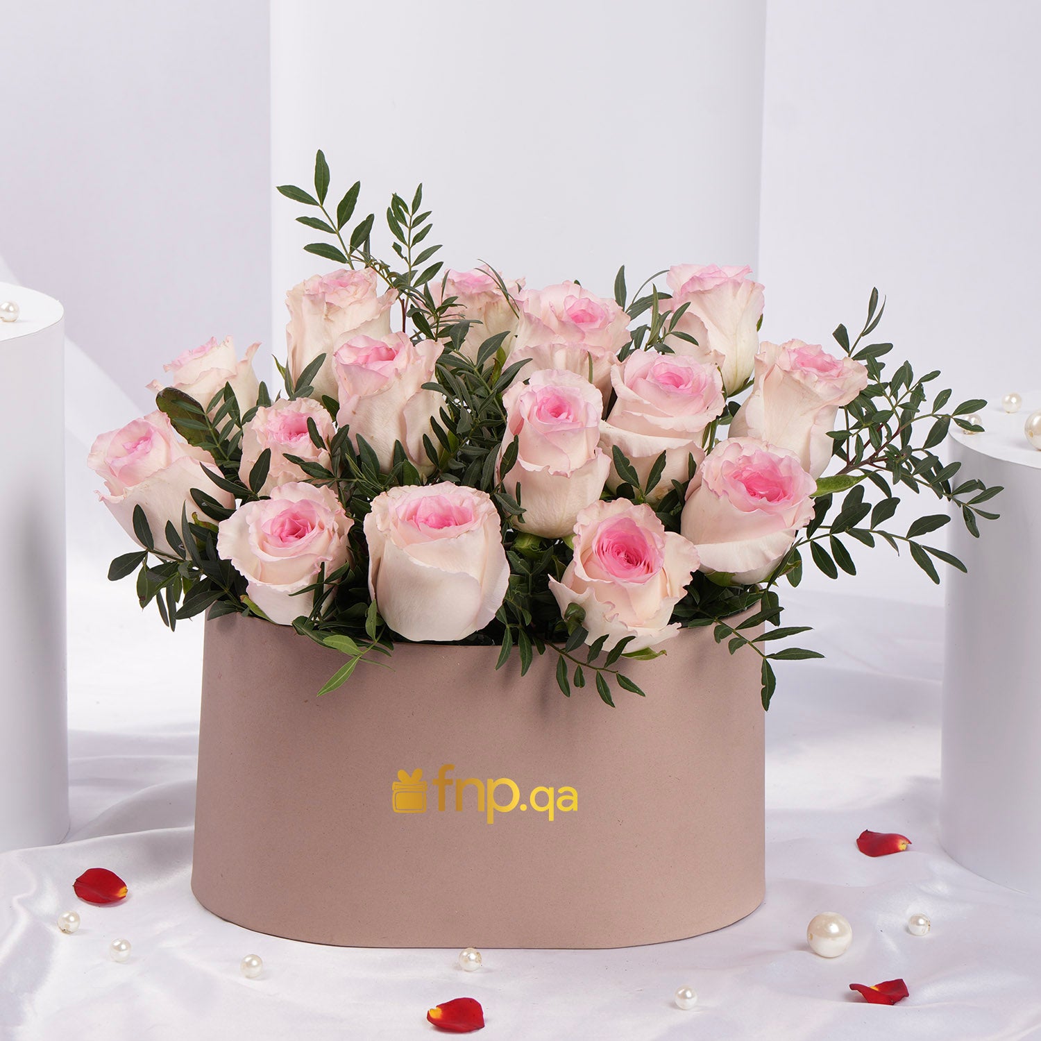Beautiful Moments Valentines Arrangement I 15 Roses