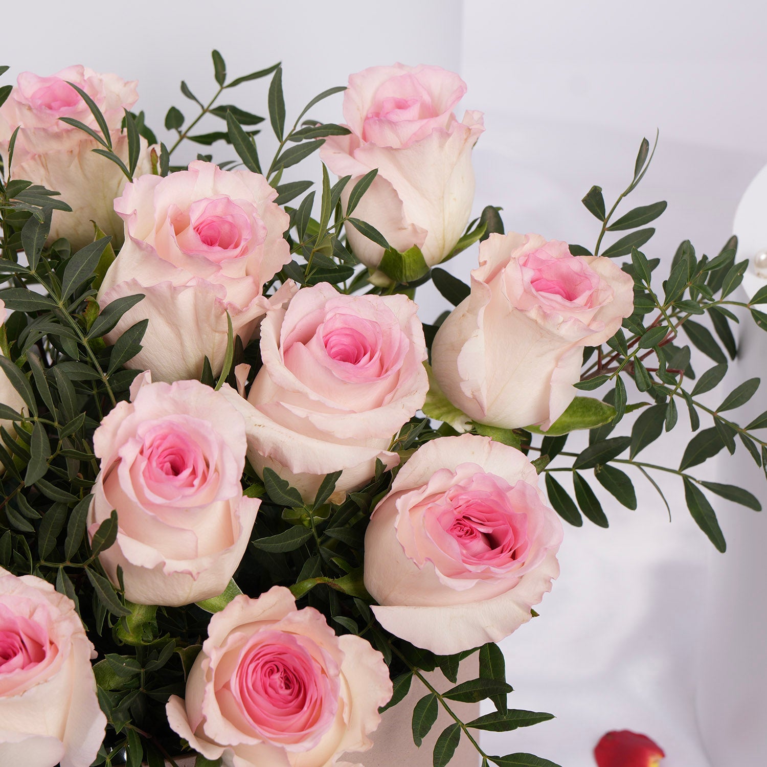 Beautiful Moments Valentines Arrangement I 15 Roses