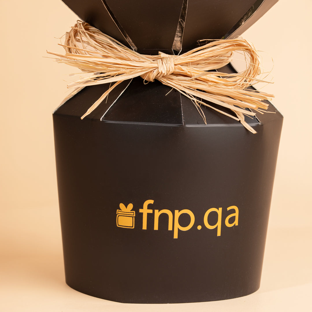 ساعة كاسيو إيديفيس للرجال مع تنسيق زهور أنيق