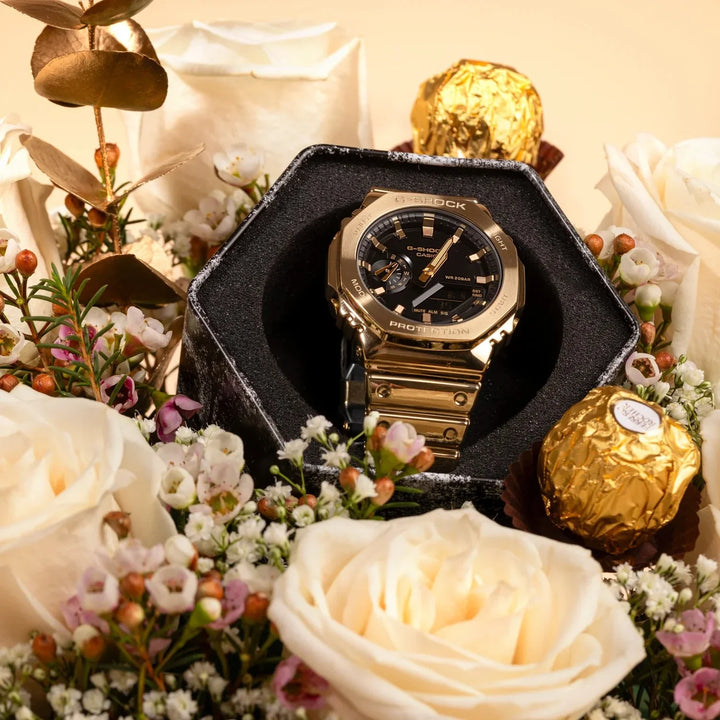 ساعة كاسيو جي-شوك معدنية براقة للرجال مع علبة هدايا ورود فاخرة