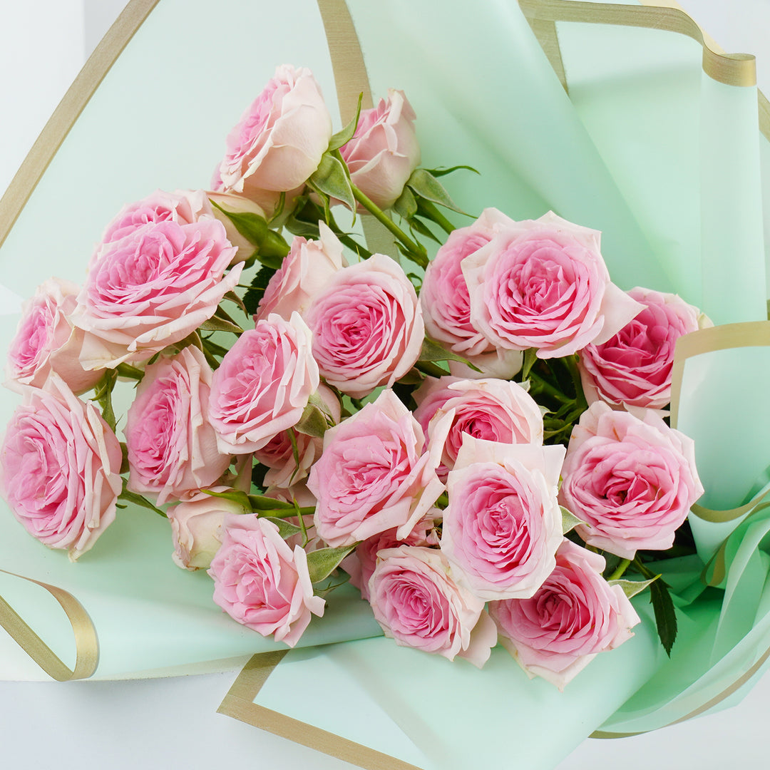 Exquisite Baby Pink Roses Bouquet - Perfect Gift for Any Occasion