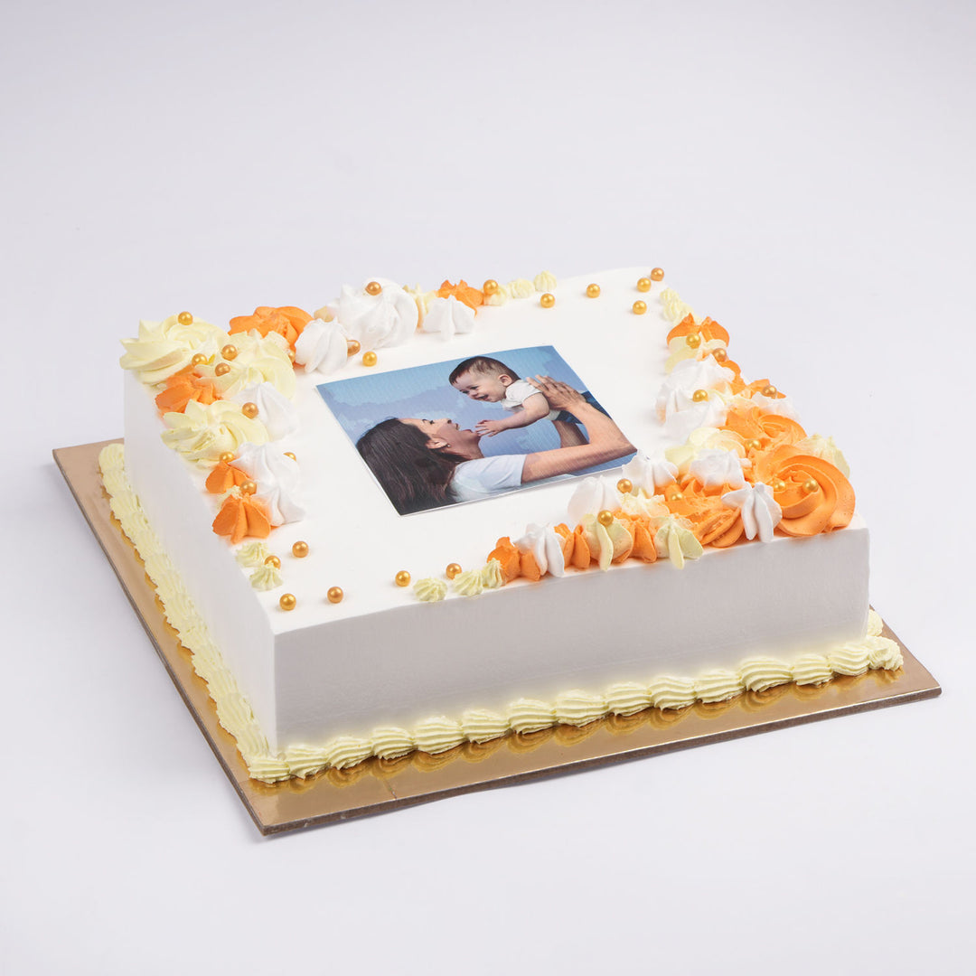 كيكة اللحظات السعيدة بالصور – مخصصة