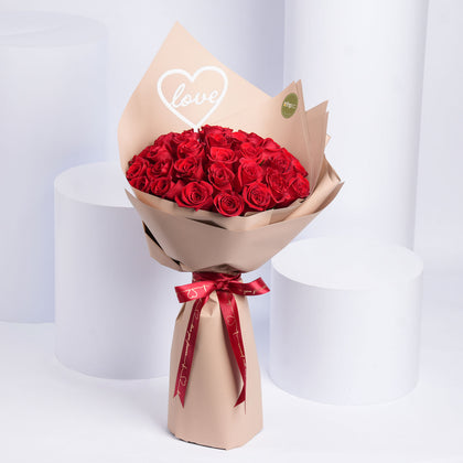 Classic Red Rose Love
