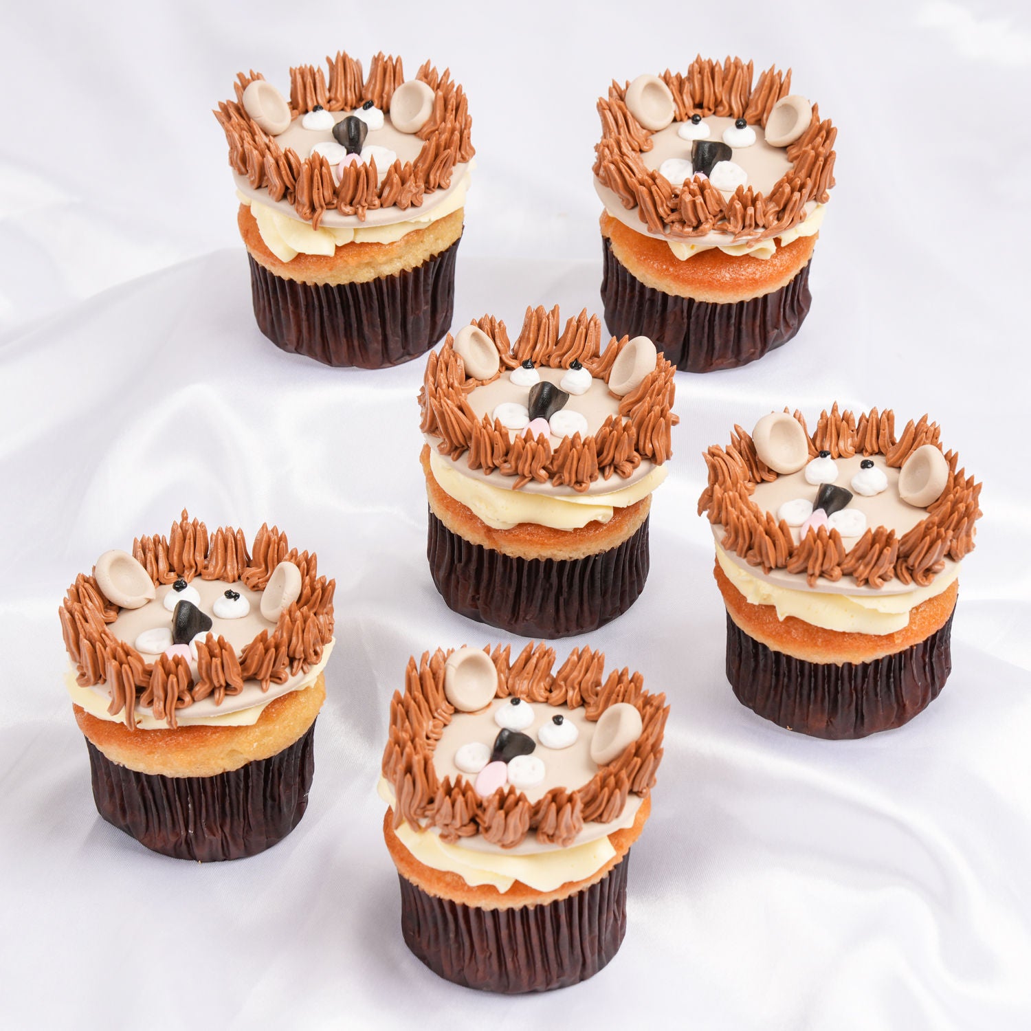 Cute Lion Designer Vanilla Cupcakes Set Of 6