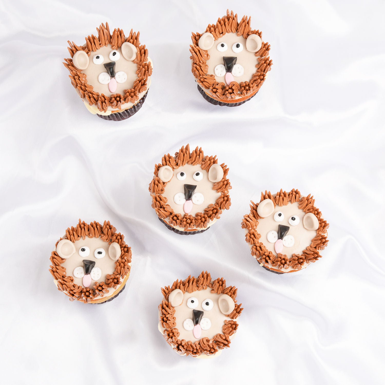 Cute Lion Designer Vanilla Cupcakes Set Of 6