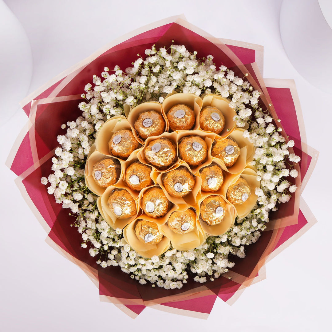 باقة روشير المصممة الفاخرة مع شوكولاتة فيريرو وملحقات جيبسو