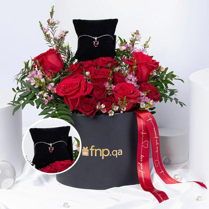 Elegant Rose Box with Heart Glow Silver Necklace