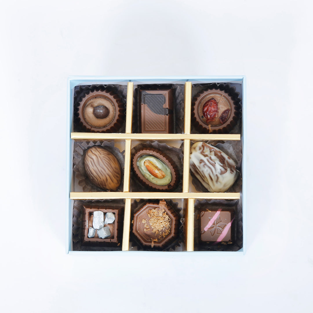 Empire Chocolate | Baby Blue Box 9 Pcs N Bouquet N Baby Boy Balloon