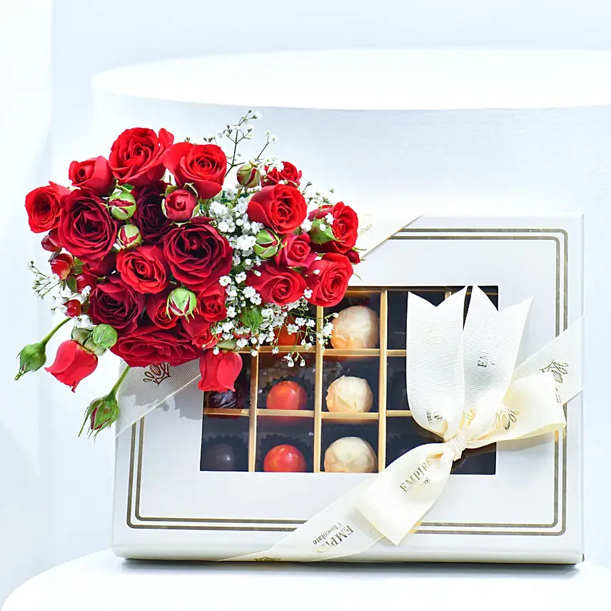 Chocolate Box 35 Assorted Pieces | Lovely Red Flowers