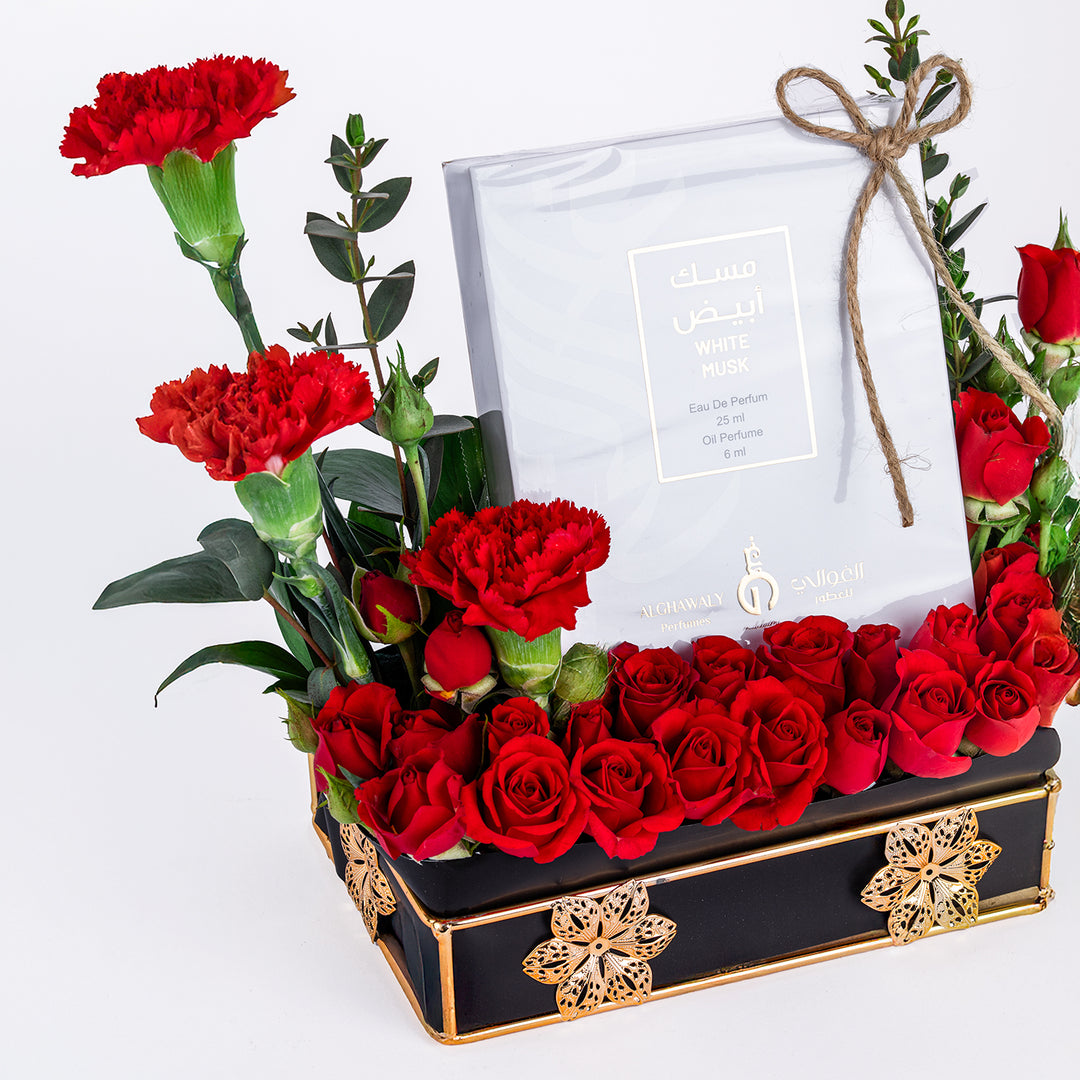 اللهب والورق: مجموعة هدايا زهور وعطر فاخرة