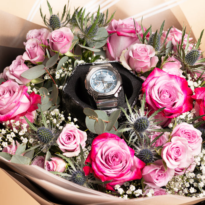 Flower Bouquet With CASIO G-STEEL 2100 Watch For Men