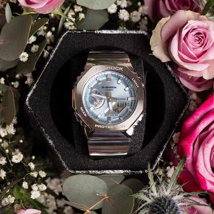Flower Bouquet With CASIO G-STEEL 2100 Watch For Men
