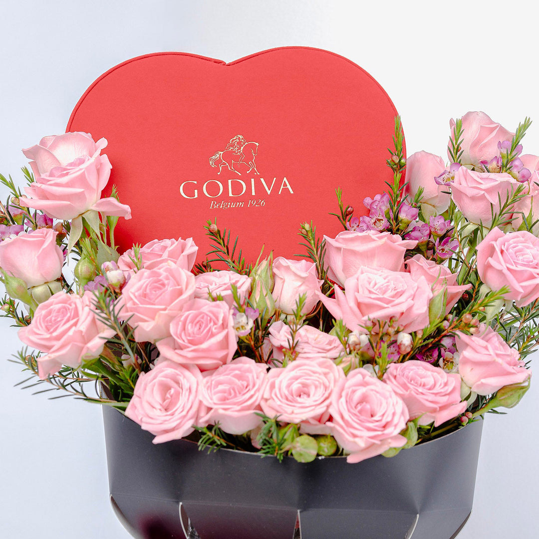 Exquisite Heart-Shaped Luxury Bouquet with Godiva Red Gift Box