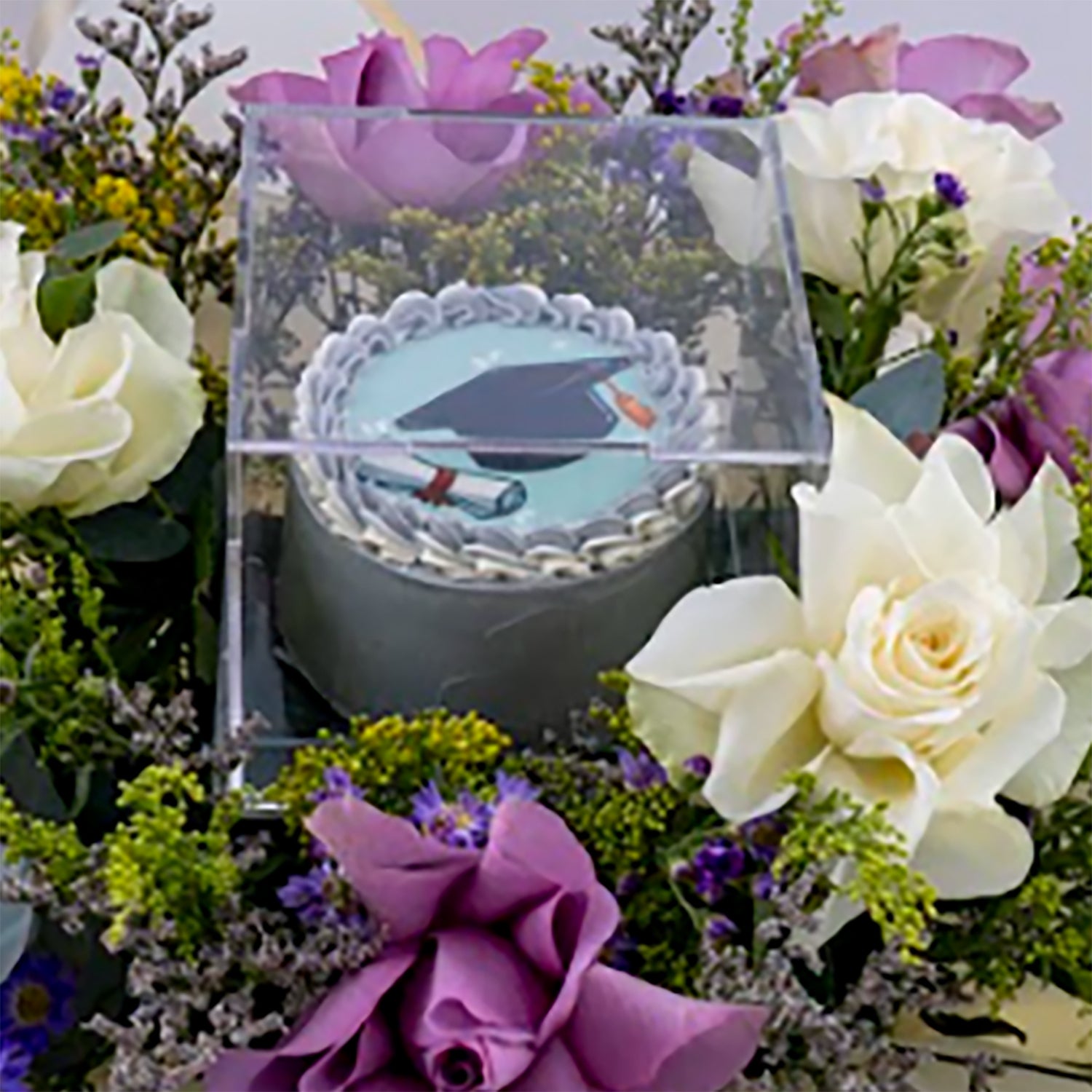Graduation Gift Combo | Flower Bouquet and Mini Cake