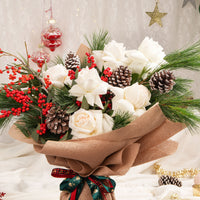 Festive Elegance: Ohara Roses Holiday Bouquet