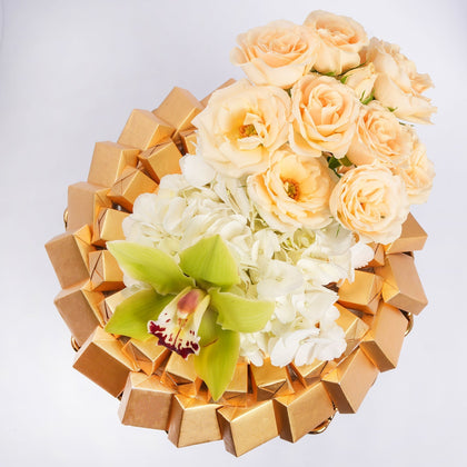 Elegant Eid Mubarak Floral and Chocolate Gift Arrangement