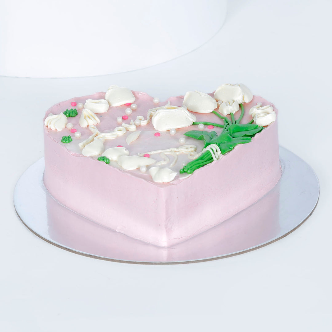 Delightful Heart-Shaped Chocolate Flavour Cake with Buttercream – 1 Kg