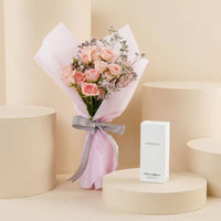 Exquisite Dolce & Gabbana L'Imperatrice for Women with Elegant Rose Bouquet