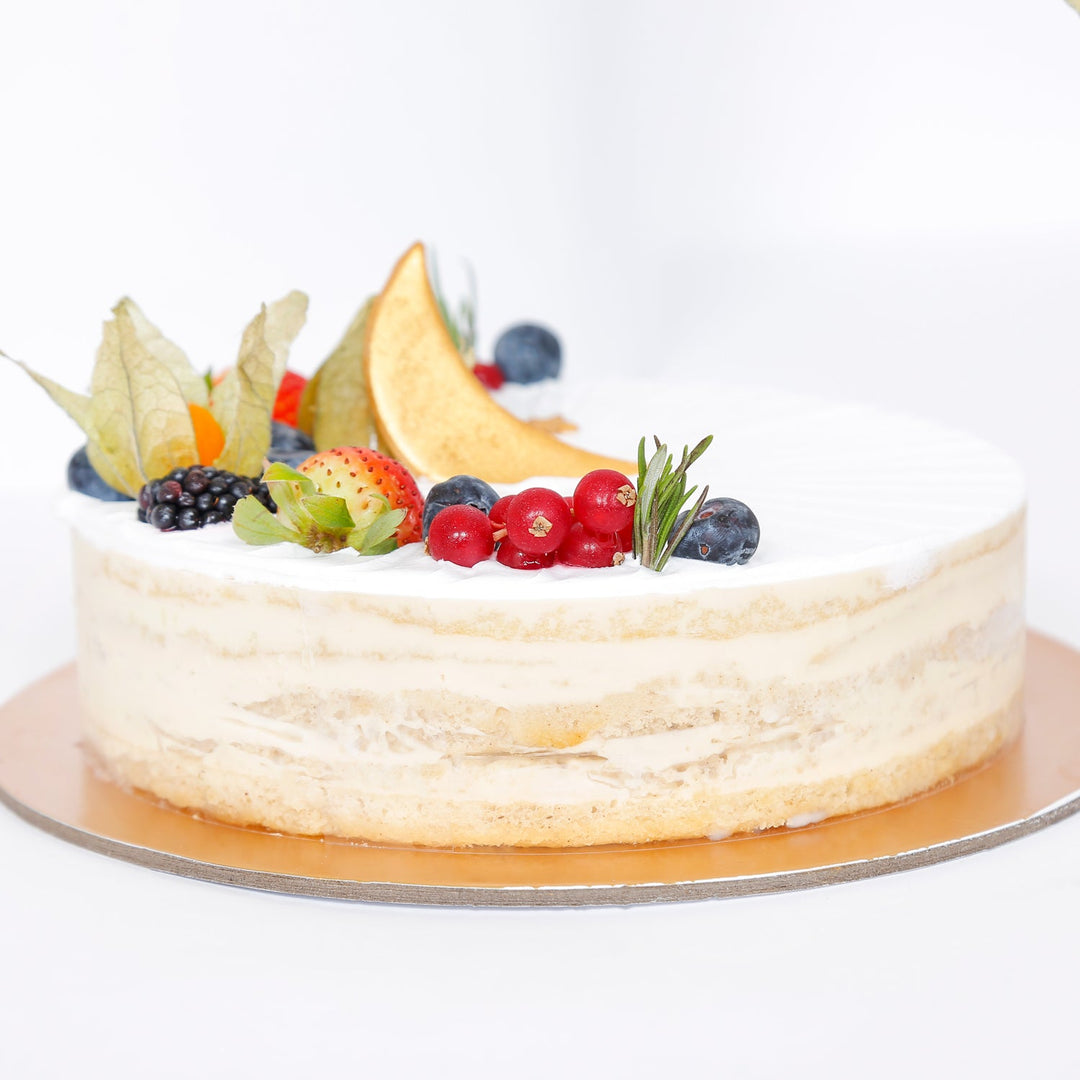 Delicious Honey Flavour Cake 1 Kg with Fresh Fruit Garnish