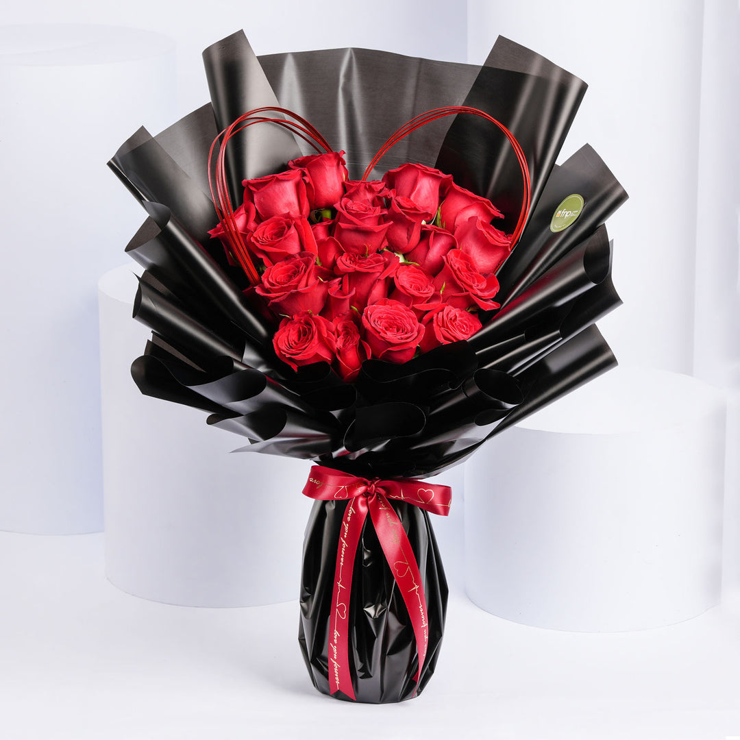 I Heart You Bouquet - A Romantic Gesture of Endless Love