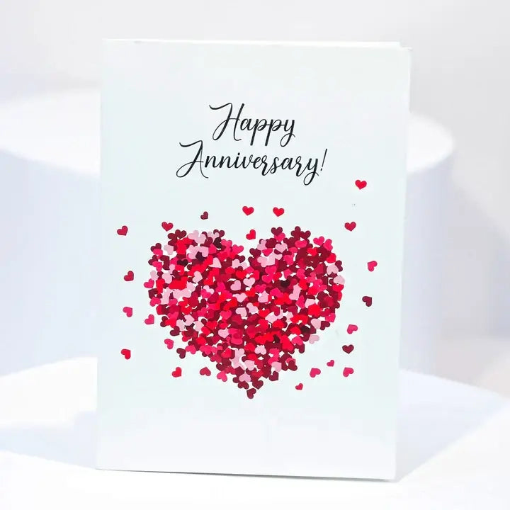 طقم احتفال رومانسي: بالون أحبك، مفاجأة الحفلات وبطاقة الذكرى السنوية