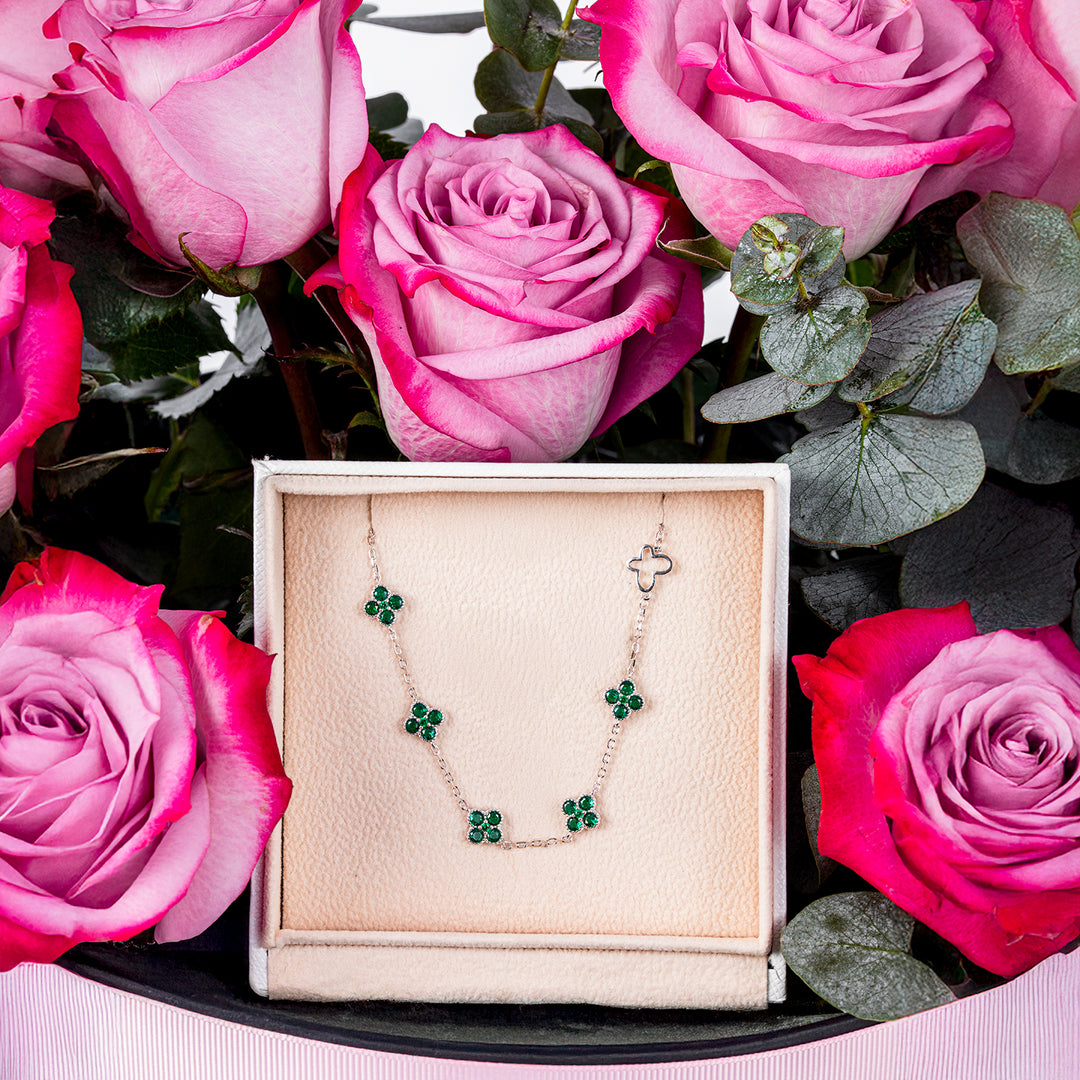 مجموعة هدايا المجوهرات والأزهار الأنيقة للأم