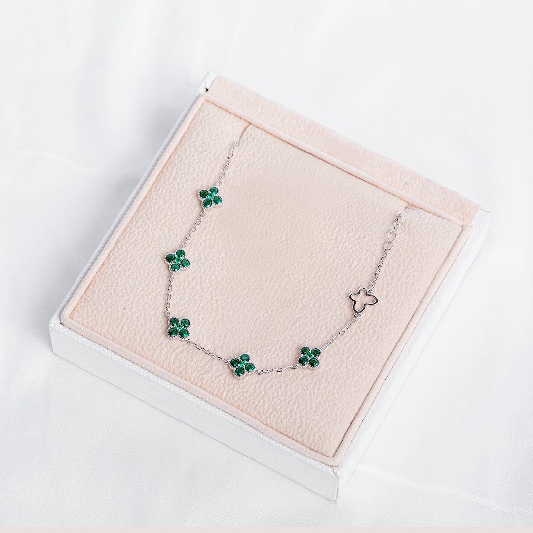 مجموعة هدايا المجوهرات والأزهار الأنيقة للأم