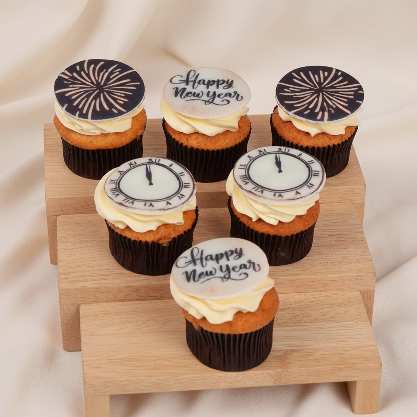 Celebrate New Year with Midnight Countdown Chocolate Cupcakes
