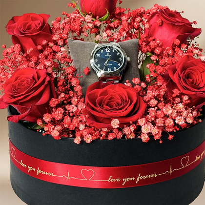 أناقة خالدة: مجموعة هدايا ورود حمراء وساعة تيتان زرقاء
