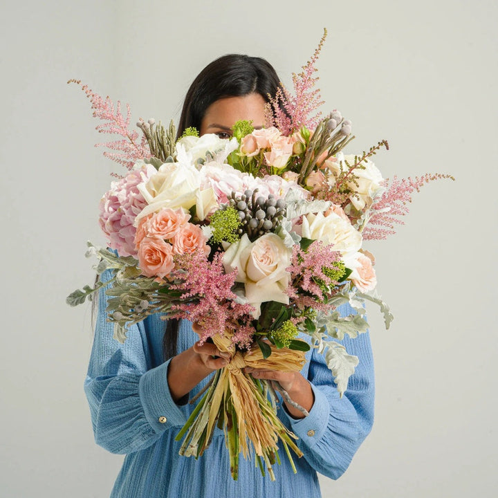 Mon Amour: Exquisite Bouquet of Elegance and Romance