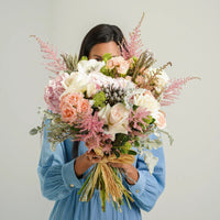 Mon Amour: Exquisite Bouquet of Elegance and Romance