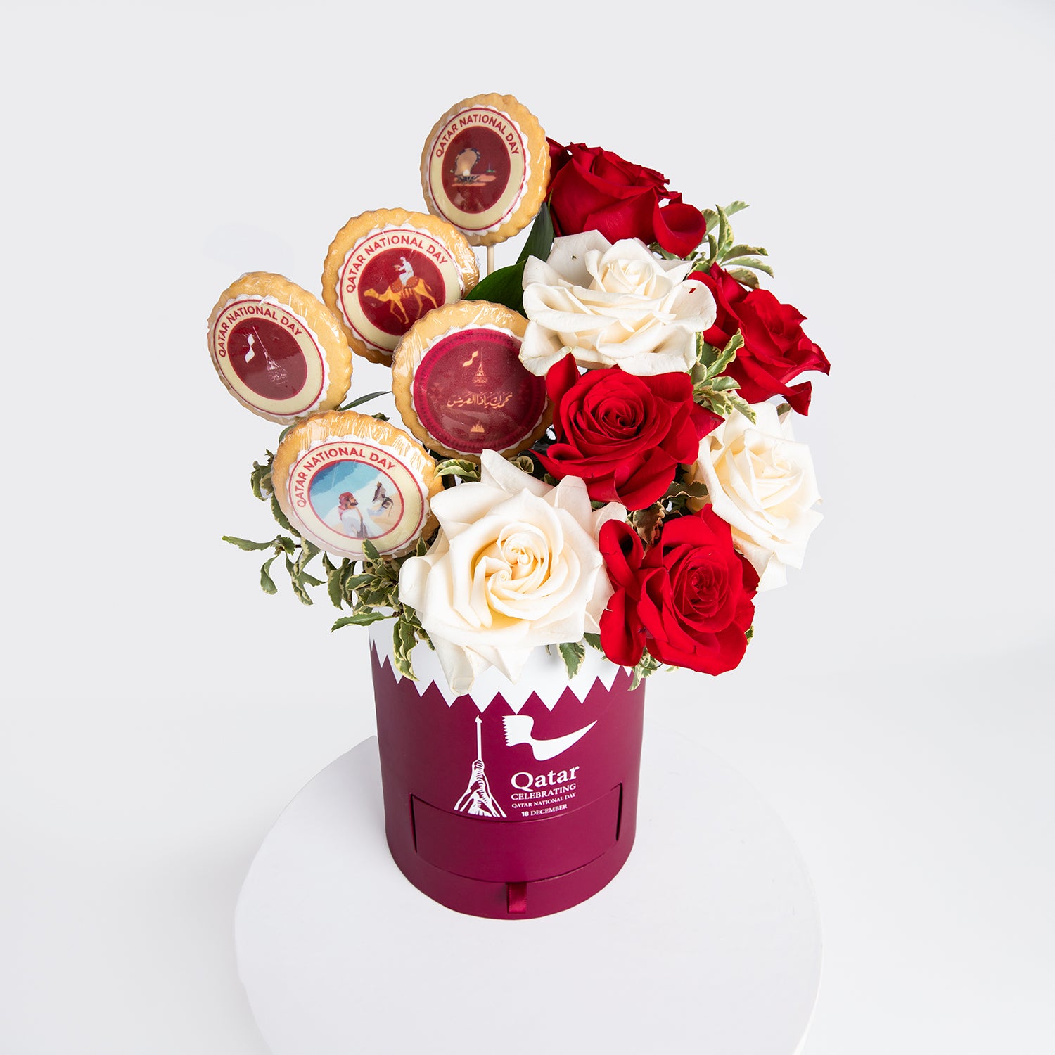 National Day Roses & Cookies Box