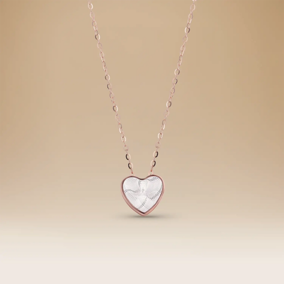 قلادة أومنيا أوريا ذهب أبيض عيار 18 مع قلادة ماسية