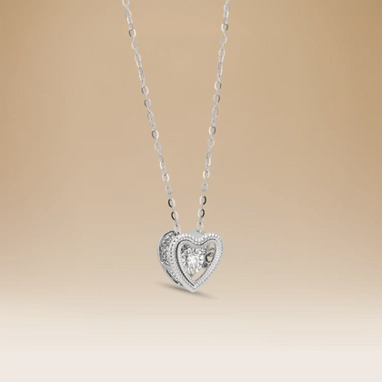 قلادة أومنيا هارت أور بتصميم من الذهب عيار 18 وماسة
