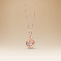 قلادة أومنيا هارت لومير من الذهب الوردي عيار 18 مع لمسة ألماس