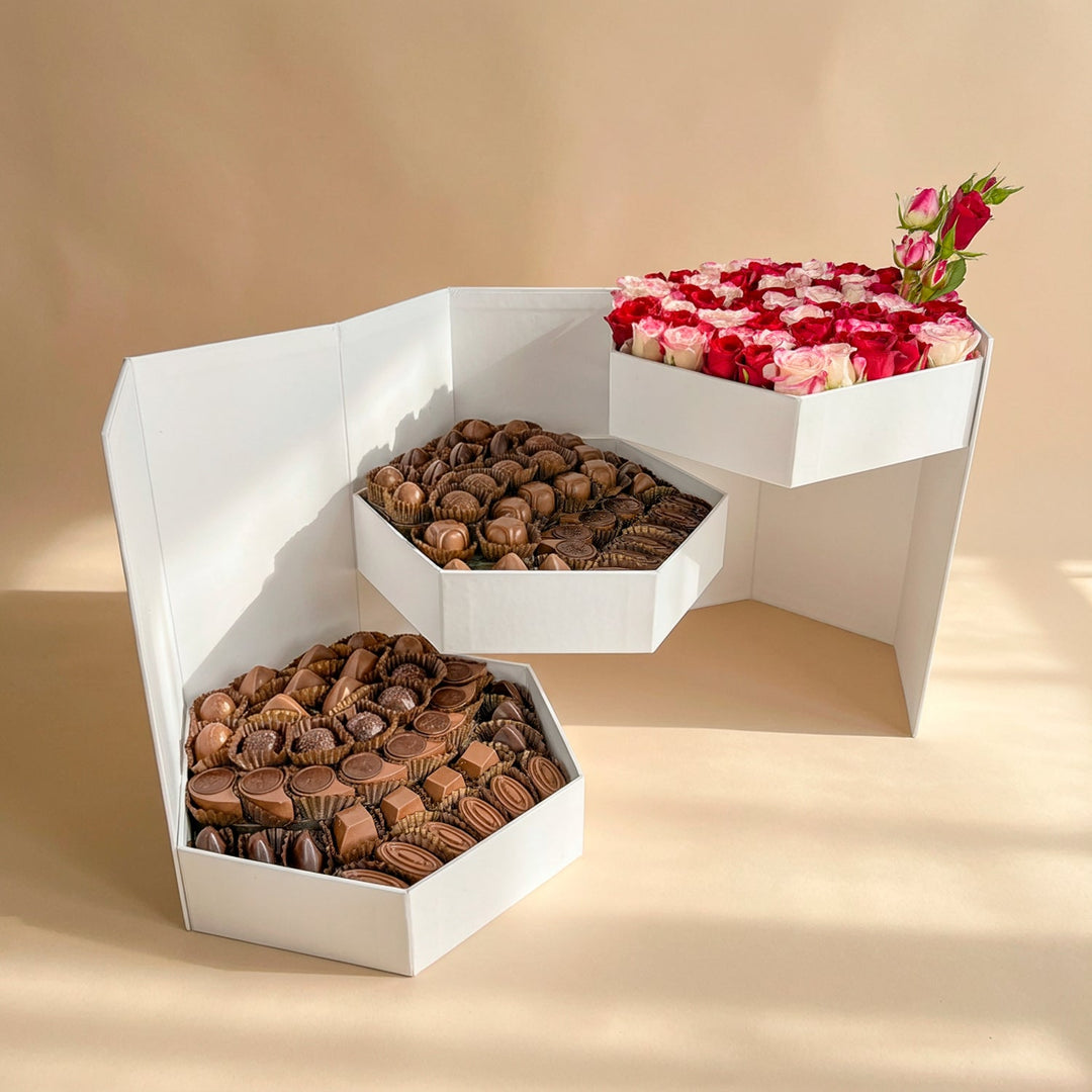 Exquisite Opera Rose Royale Gift Box