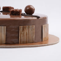 Luxurious Dark Chocolate Compound Fudge Cake