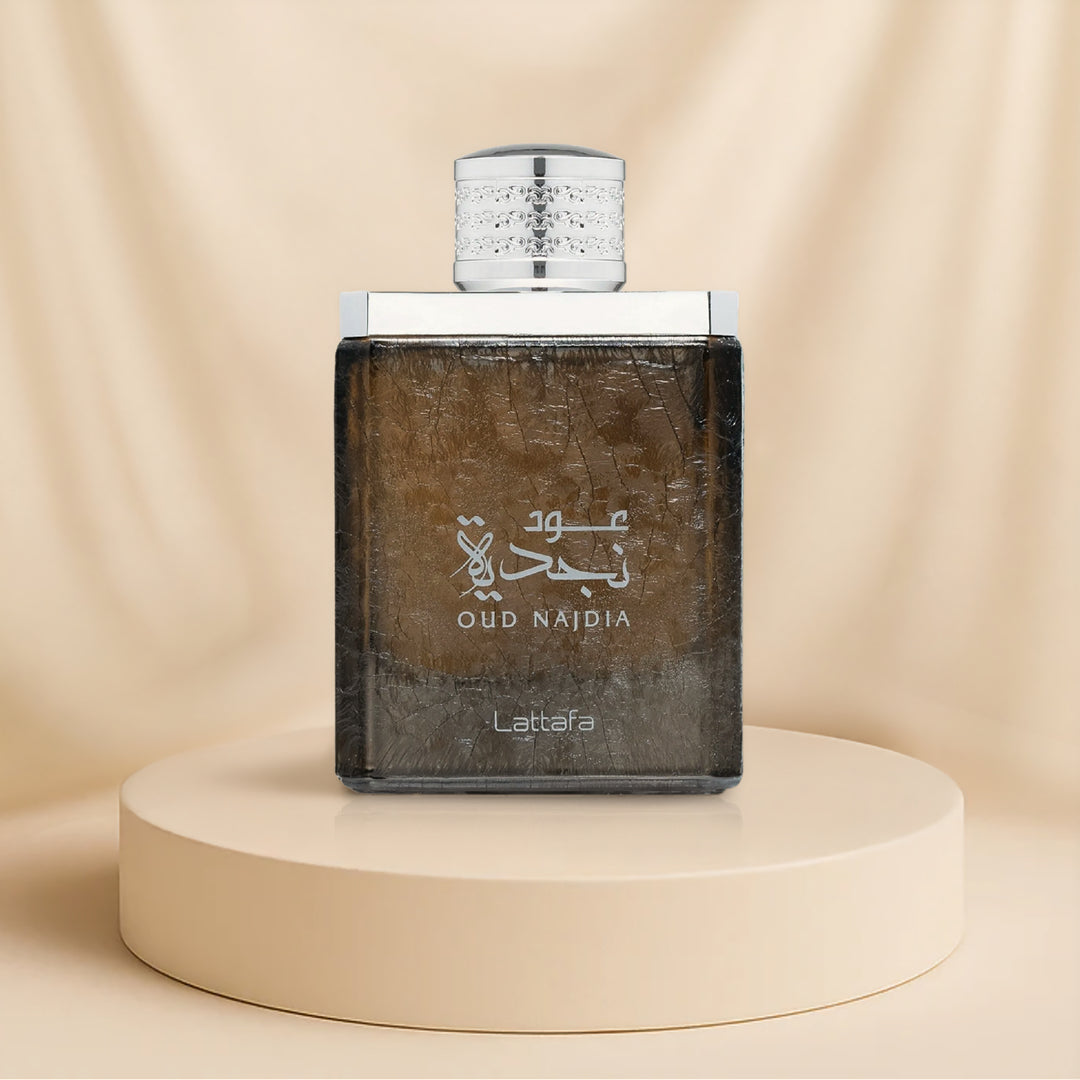 عود نجدية من لطافة - 100 مل ماء عطر للرجال