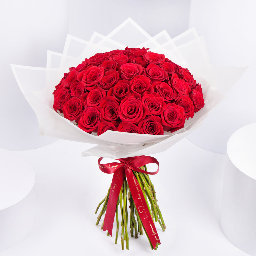 Elegant Red Roses Graduation Bouquet - Celebrate Achievement