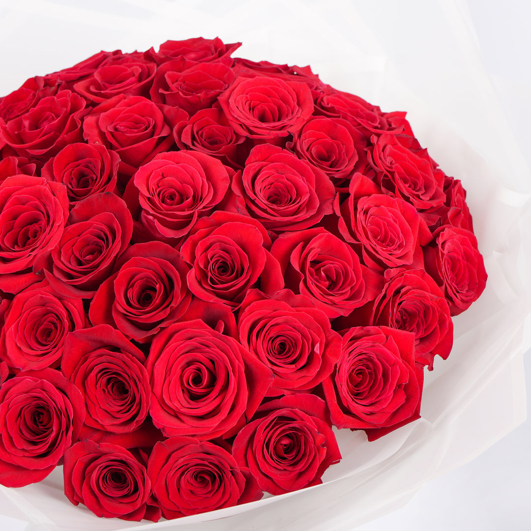 Elegant Red Roses Graduation Bouquet - Celebrate Achievement