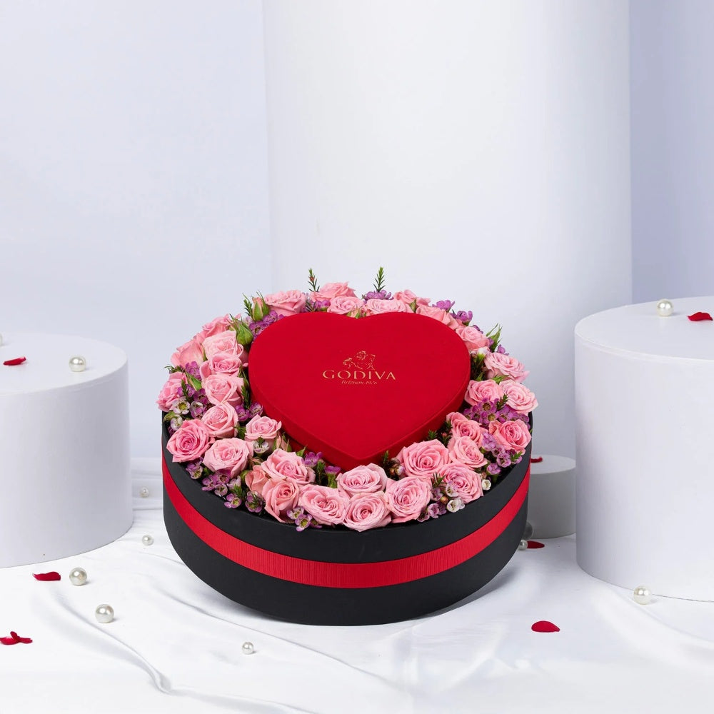 Exquisite Pink Rose and Godiva Chocolate Gift Set