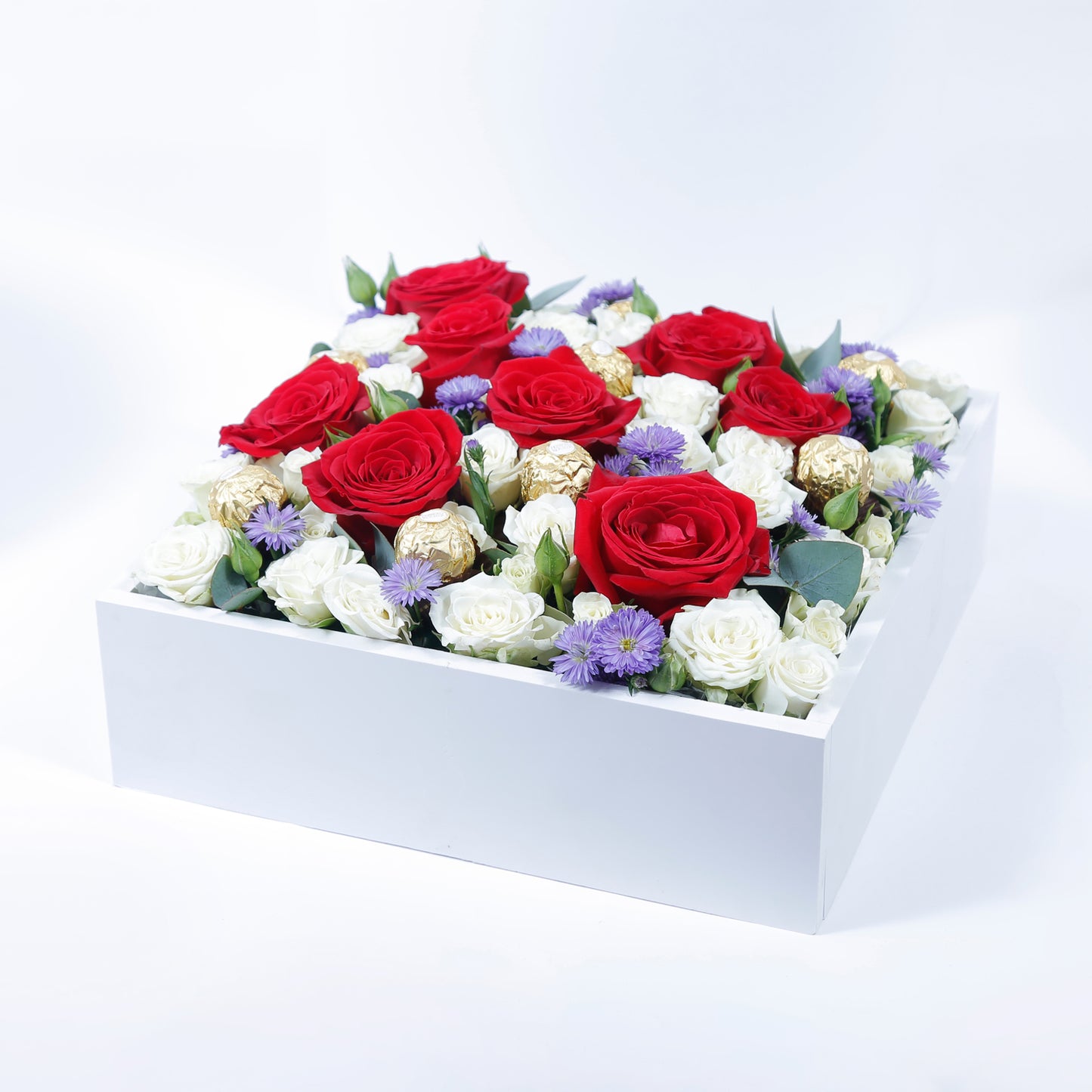 Pure Elegance Blooms Box - Luxurious Floral Arrangement with Chocolates