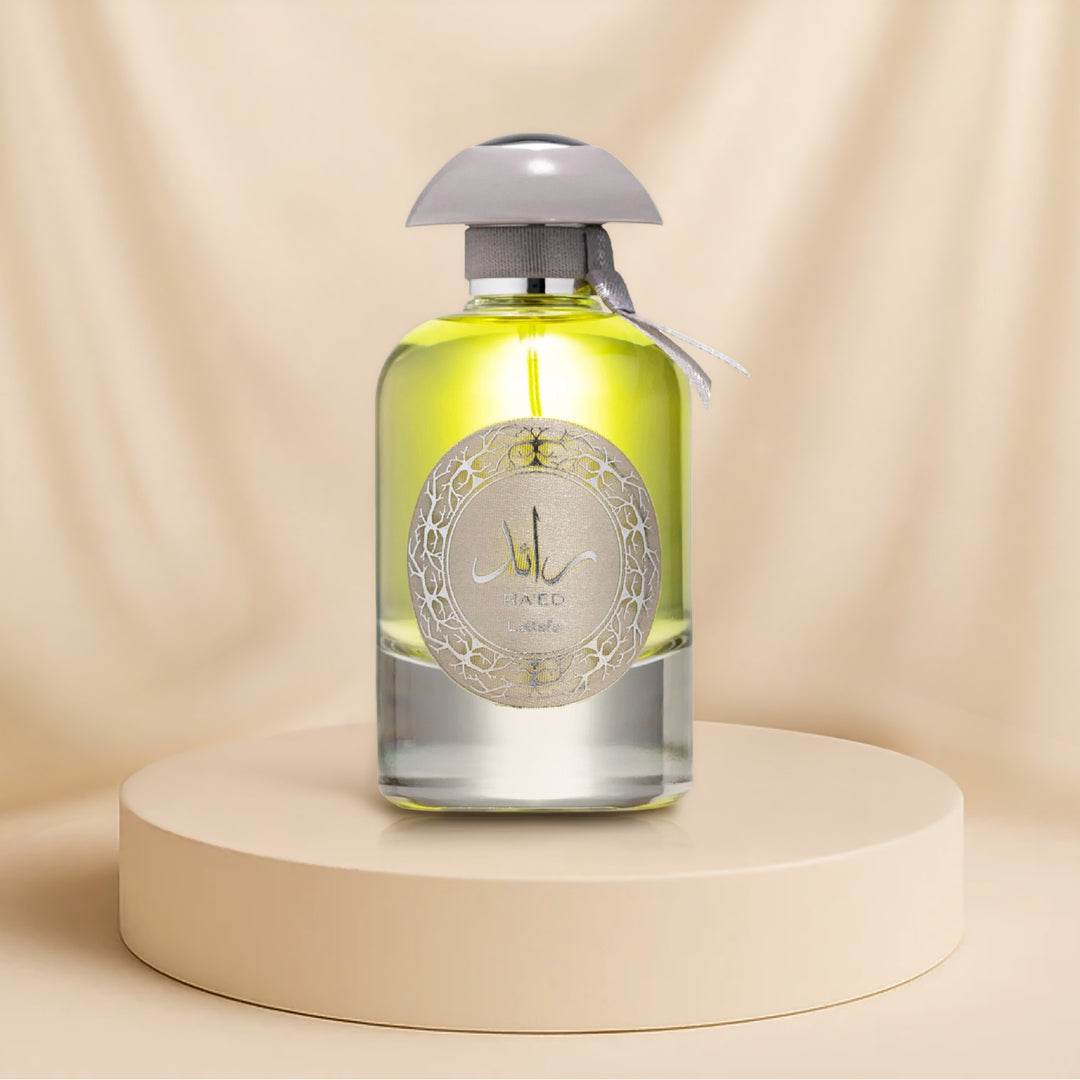 عطر رائد سيلفر للرجال من لطافة - تجربة عطرية فاخرة