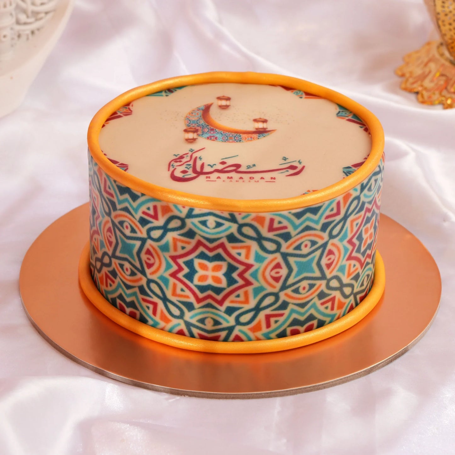 كيكة رمضان الفاخرة بالشوكولاتة والفسيفساء