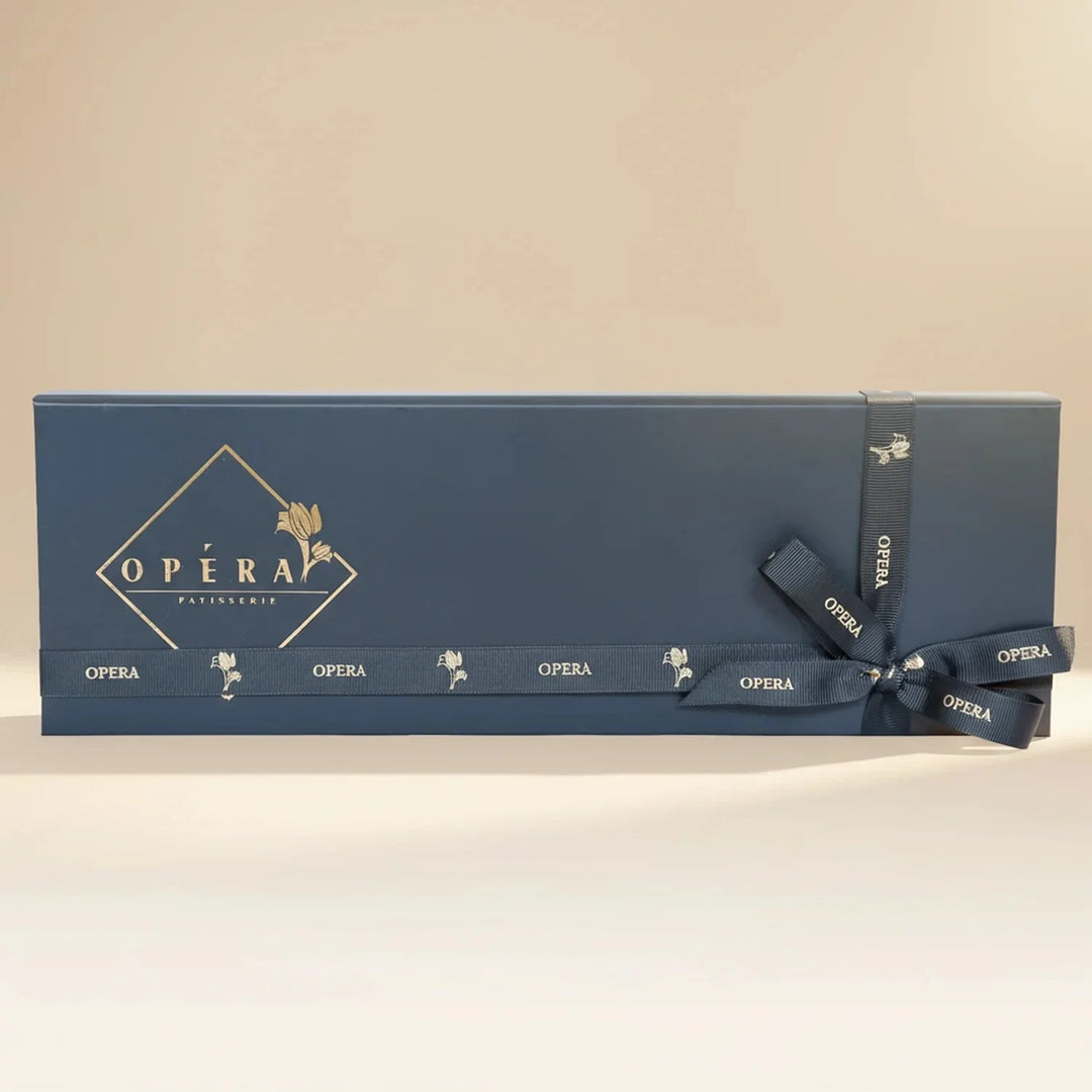 علبة شوكولاتة سوداء فاخرة من أوبرا باتيسري