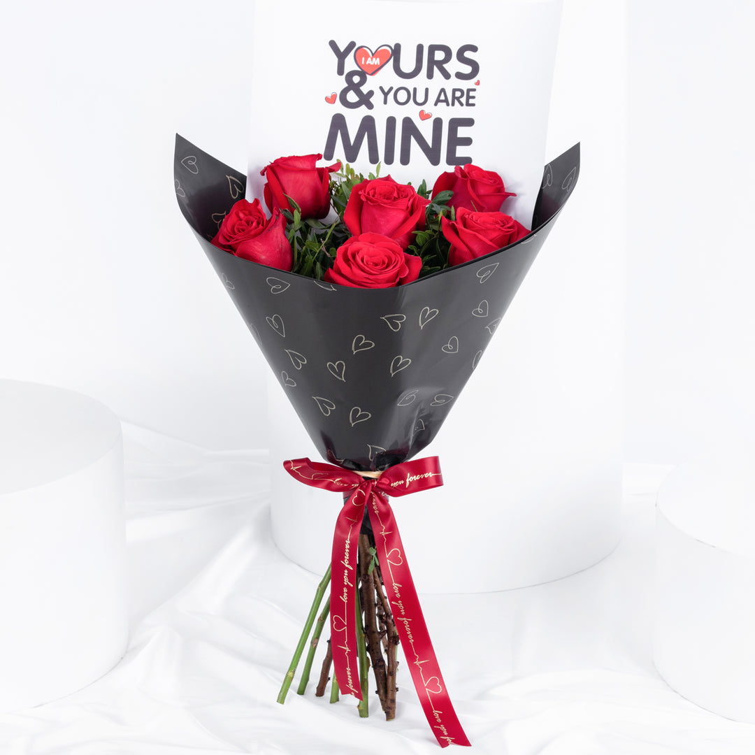 باقة ورود حمراء 'أنت لي'