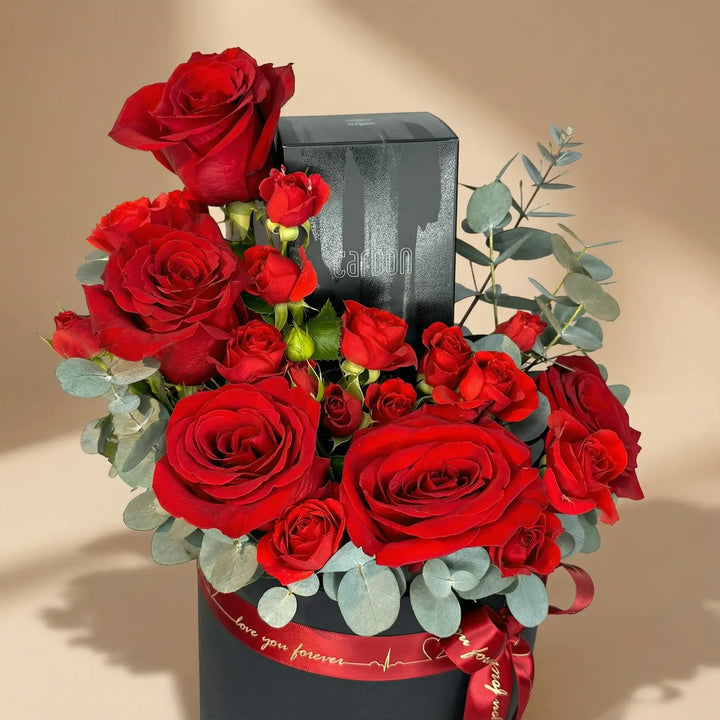 مجموعة هدايا رومانسية مع عطر أجمل كاربون
