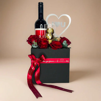 Elegant Valentine's Day Floral Gift Box with Roses and Chocolates