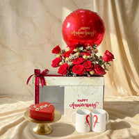 Romantic Scarlet Anniversary Gift Set