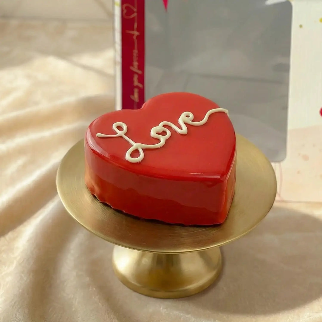 Romantic Scarlet Anniversary Gift Set